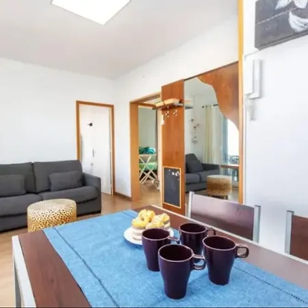 Apartamento A 50 M De La Playa Apartment *